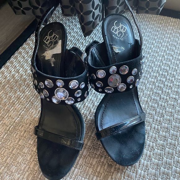 BCBG heels - Picture 2 of 5